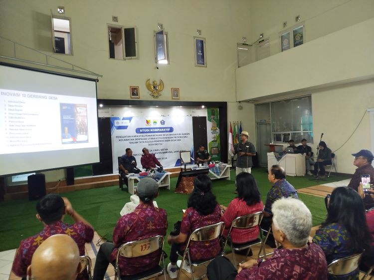 Pemerintah Desa Dangin Puri Kangin Melaksanakan Studi Komparatif  Guna meningkatkan Kapasitan Perangkat Dan Kelembagaan Desa