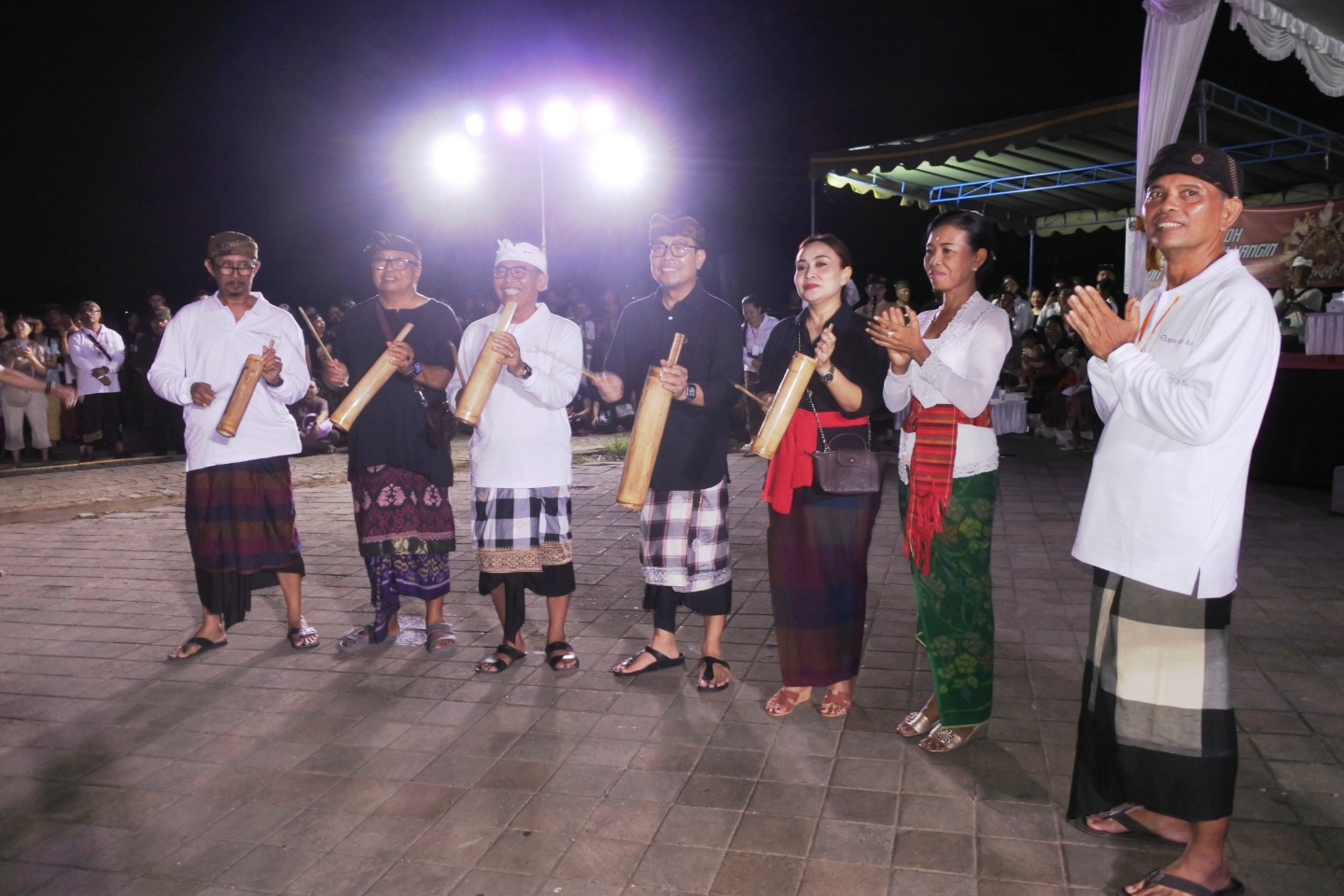 UNTUK MELESTARIKAN ADAT BUDAYA ,PEMERINTAH DESA DANGIN PURI KANGIN MELAKSANAM PARADE OGOH - OGOH MEJELANG PERAYAAN HARI RAYA NYEPI SAKA 1947 TAHUN 2025