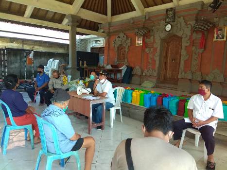 Pembagian Sembako Dampak Covid-19