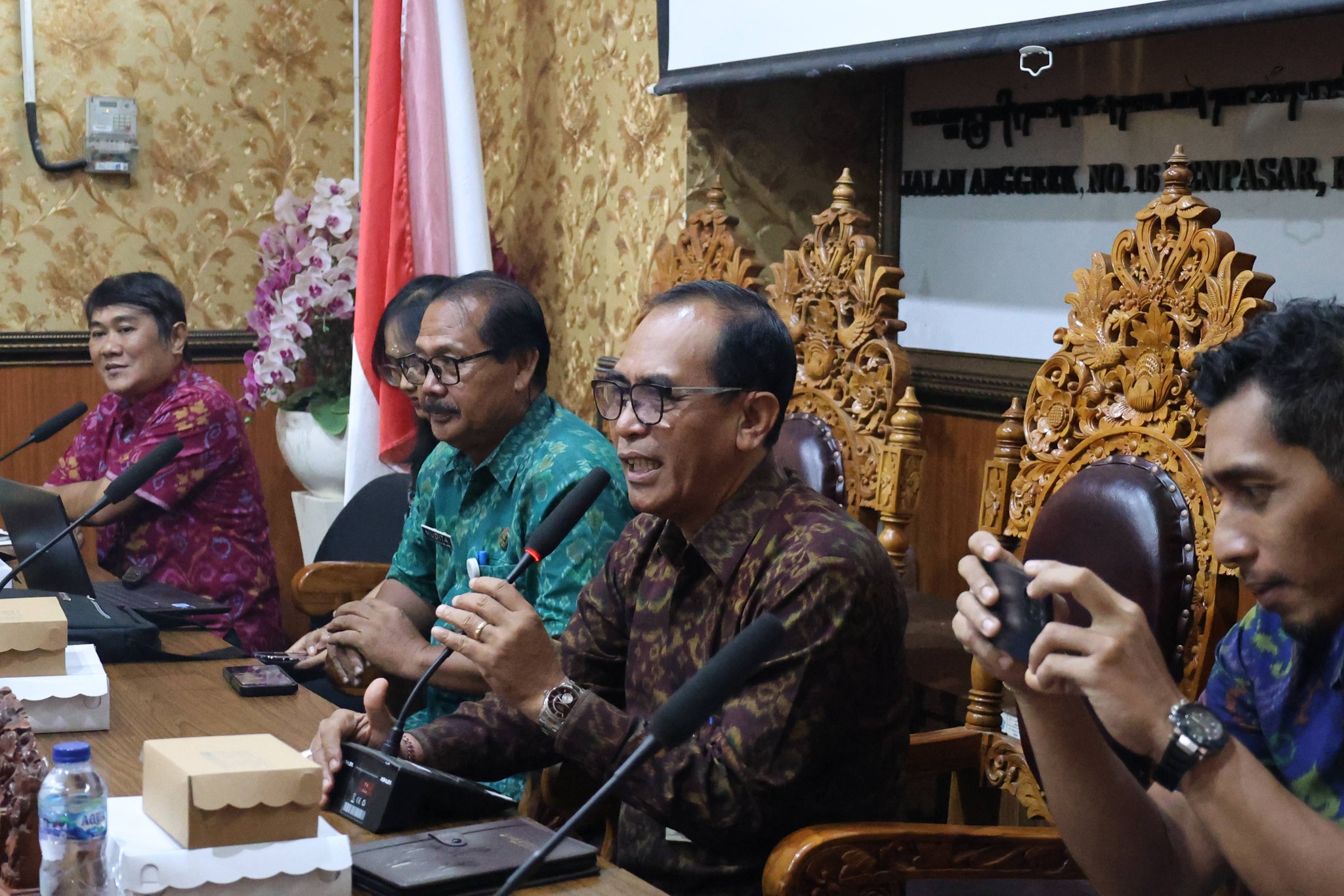 PENINGKATAN KAPASITAS PERANGKAT DESA