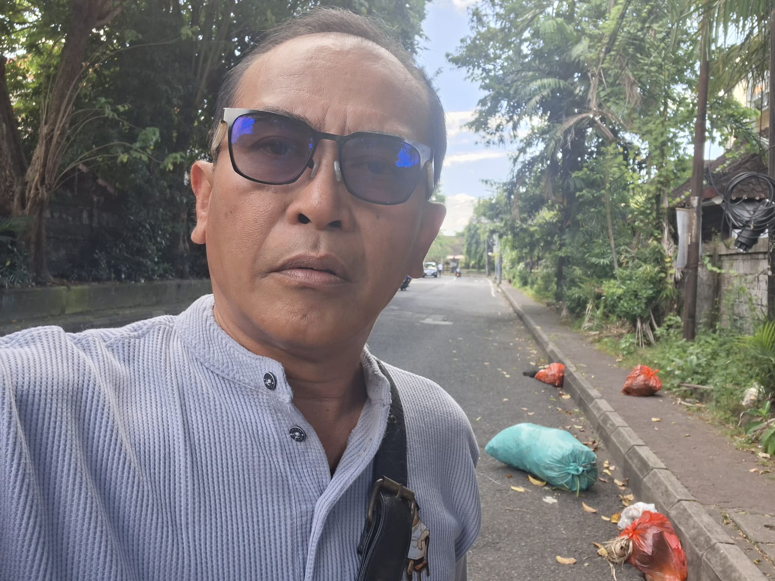 ANTENSI PEMANTAUAN LINGKUNGAN DESA DANGIN PURI KANGIN