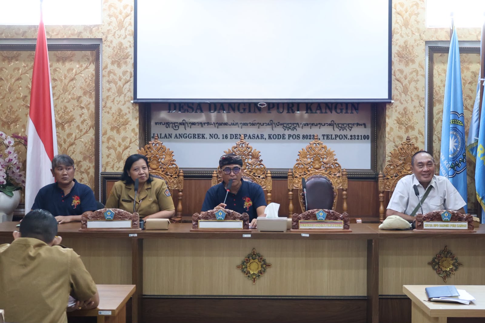 PEMBINAAN OLEH TIM PEMBINA LOMBA DESA KECAMATAN DENPASAR UTARA KE DESA DANGIN PURI KANGIN