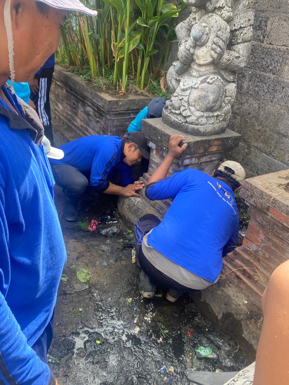 TINDAK LANJUT LAPORAN WARGA - KOORDINASI DENGAN DINAS PU PR KOTA DENPASAR TERKAIT GOT YANG TERSUMBAT